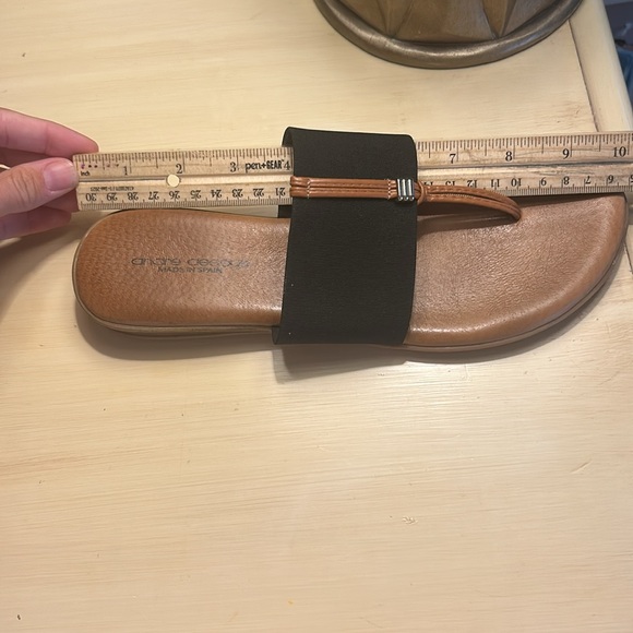 Adorable brown and black sandals - Picture 7 of 7